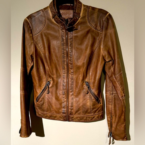 Gorgeous MSSP( Max Studio Specialty Products vegan leather jacket, size Small - Picture 1 of 3